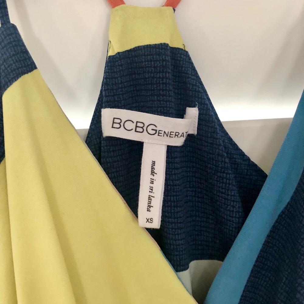 BCBGeneration Abstract Dress - Picture 3 of 4
